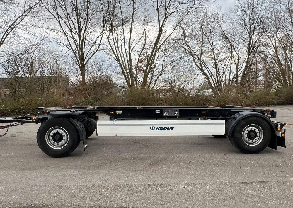 Krone Rama BDF - Pótkocsi cserefelépítményes: 4 kép. Krone Rama BDF - Pótkocsi cserefelépítményes: 4 kép.