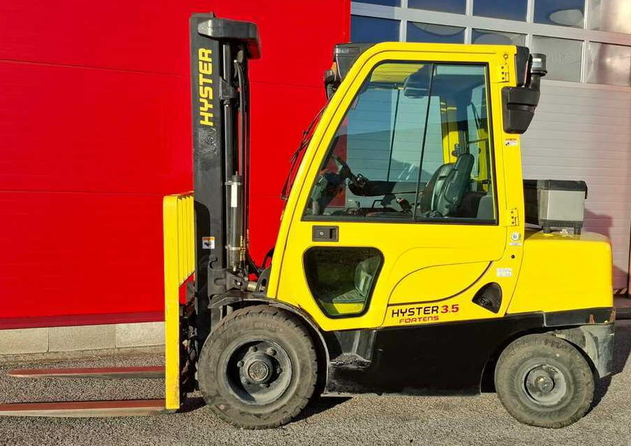 Hyster H3.5FT - Dízel targonca: 1 kép. Hyster H3.5FT - Dízel targonca: 1 kép.