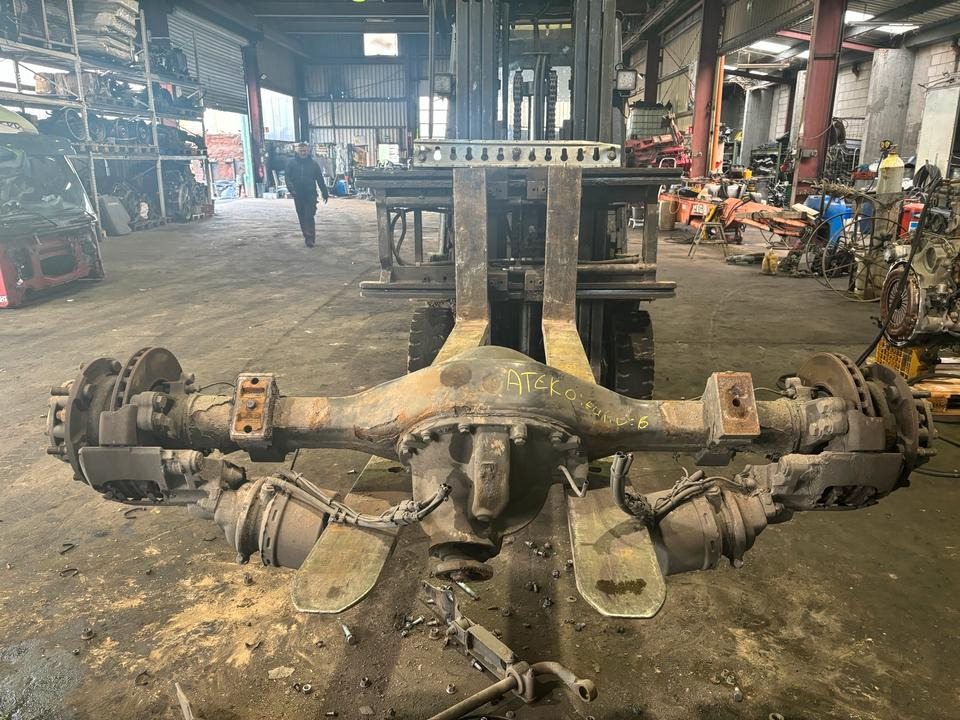 Atego 4 EU6 Hinterachse 2,923 | TYP R325-6.2 - Hátsó tengely - Teherautó: 1 kép. Atego 4 EU6 Hinterachse 2,923 | TYP R325-6.2 - Hátsó tengely - Teherautó: 1 kép.