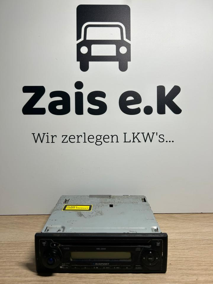 Blaupunkt Multimedia Radio 24V 7645050510 - Navigációs rendszer - Teherautó: 1 kép. Blaupunkt Multimedia Radio 24V 7645050510 - Navigációs rendszer - Teherautó: 1 kép.