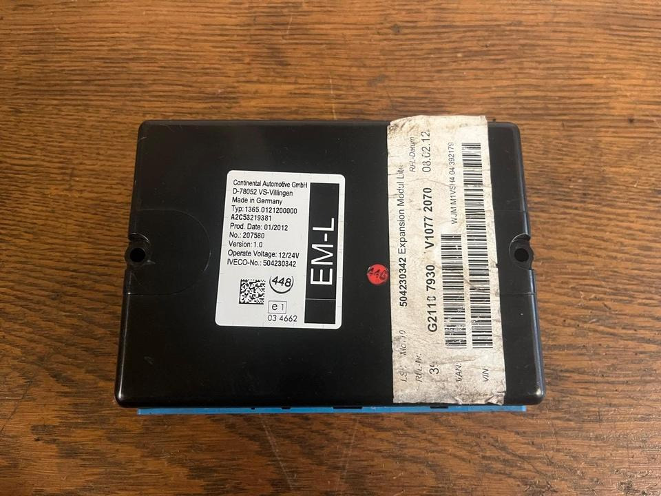 IVECO Continental EM-L Steuergerät 504230342 - ECU: 2 kép. IVECO Continental EM-L Steuergerät 504230342 - ECU: 2 kép.