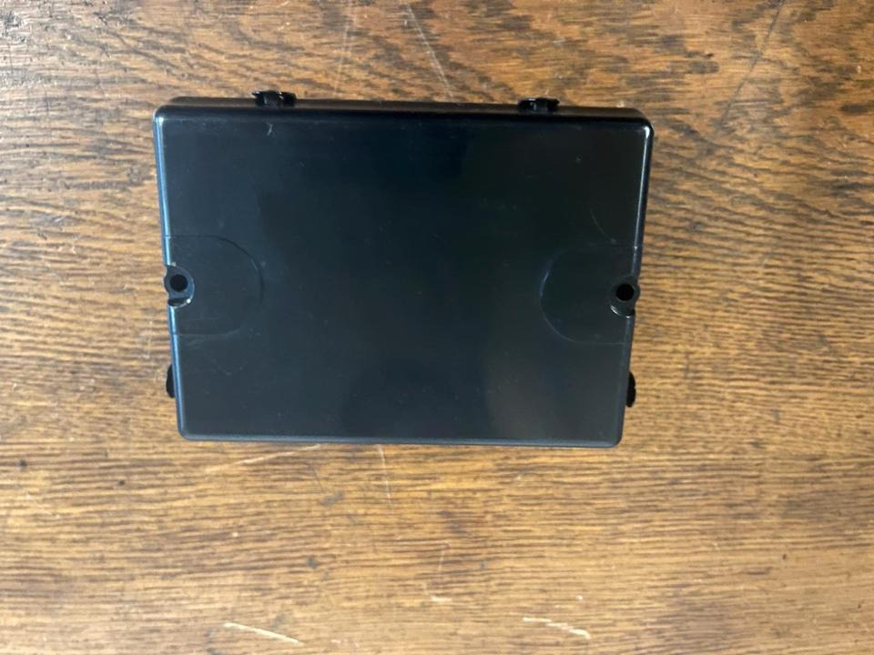 IVECO Continental EM-L Steuergerät 504230342 - ECU: 5 kép. IVECO Continental EM-L Steuergerät 504230342 - ECU: 5 kép.