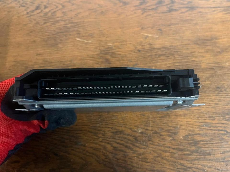 IVECO Steuergerät Intardersteuerung ZF 6009371001 - ECU: 4 kép. IVECO Steuergerät Intardersteuerung ZF 6009371001 - ECU: 4 kép.