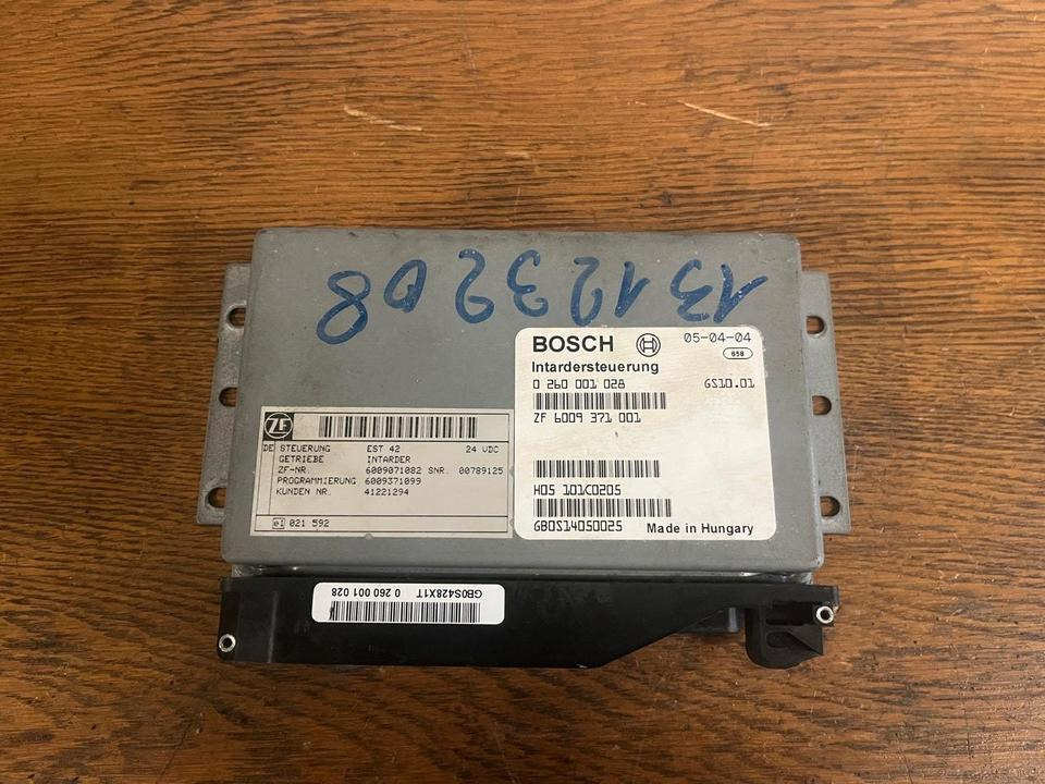 IVECO Steuergerät Intardersteuerung ZF 6009371001 - ECU: 3 kép. IVECO Steuergerät Intardersteuerung ZF 6009371001 - ECU: 3 kép.