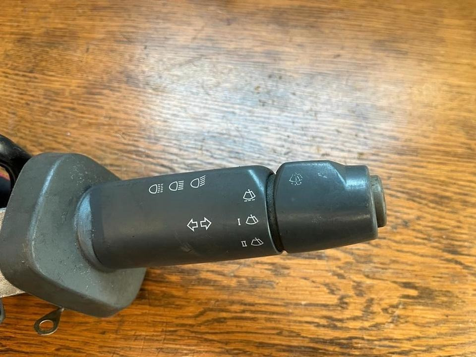 MAN Lenkstockschalter, Schalter, Schalhebel 81255090123 - Kormányoszlop kapcsoló - Teherautó: 1 kép. MAN Lenkstockschalter, Schalter, Schalhebel 81255090123 - Kormányoszlop kapcsoló - Teherautó: 1 kép.