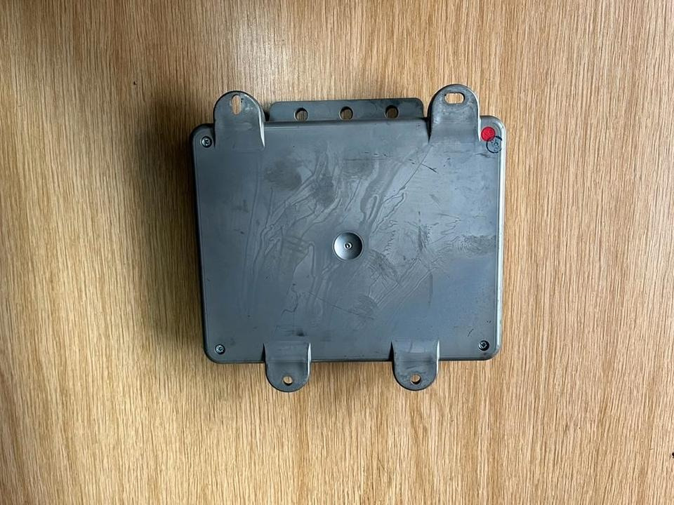 MAN Siemens VDO MUX2-M Steuergerät 88.25935-6599 - ECU - Teherautó: 3 kép. MAN Siemens VDO MUX2-M Steuergerät 88.25935-6599 - ECU - Teherautó: 3 kép.