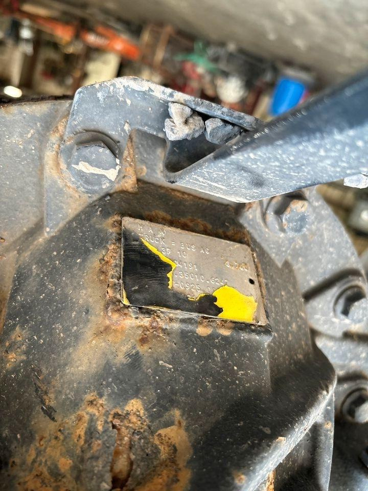 MAN TGL 12.250 Hinterachse 37:10 / 81.35010.6247 - Hátsó tengely - Teherautó: 5 kép. MAN TGL 12.250 Hinterachse 37:10 / 81.35010.6247 - Hátsó tengely - Teherautó: 5 kép.