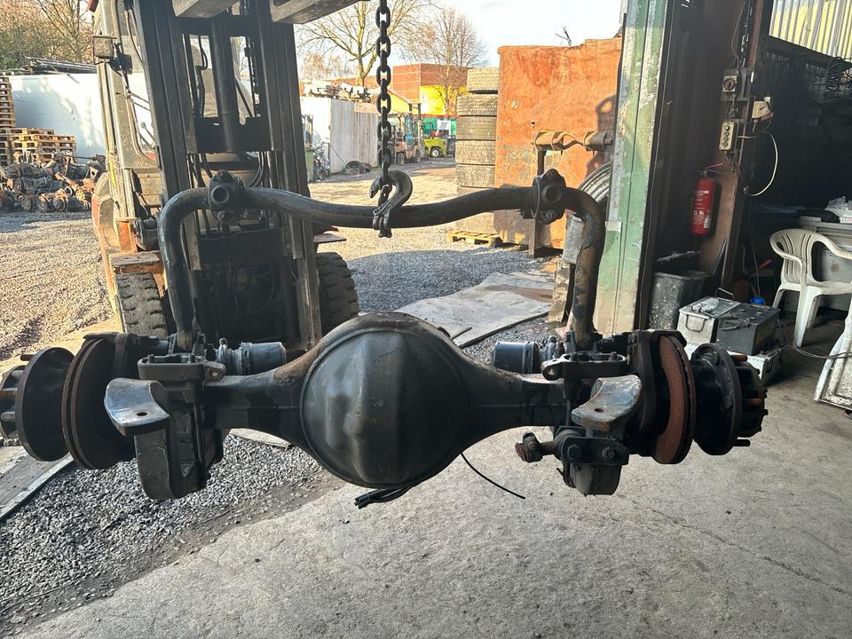 MAN TGL 12.250 Hinterachse 37:10 / 81.35010.6247 - Hátsó tengely - Teherautó: 4 kép. MAN TGL 12.250 Hinterachse 37:10 / 81.35010.6247 - Hátsó tengely - Teherautó: 4 kép.