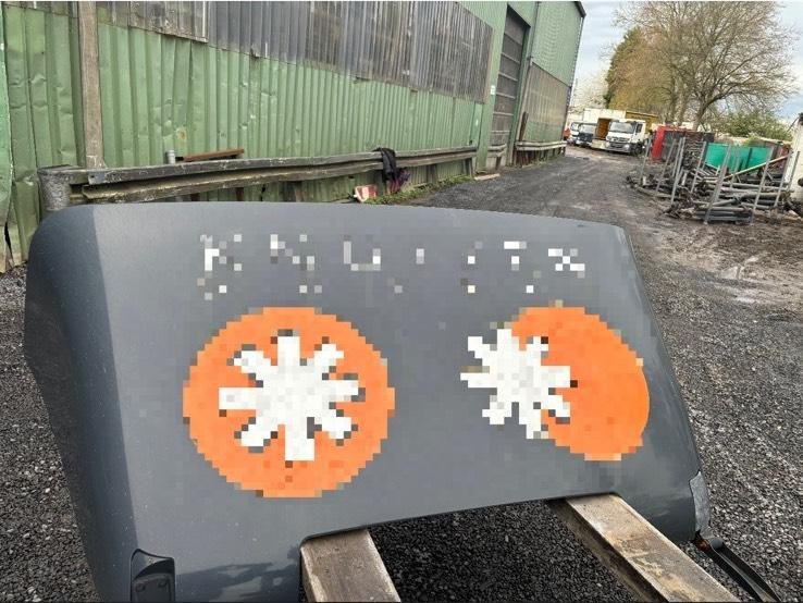 MAN TGL Dachspoiler - Sárvédő - Teherautó: 3 kép. MAN TGL Dachspoiler - Sárvédő - Teherautó: 3 kép.