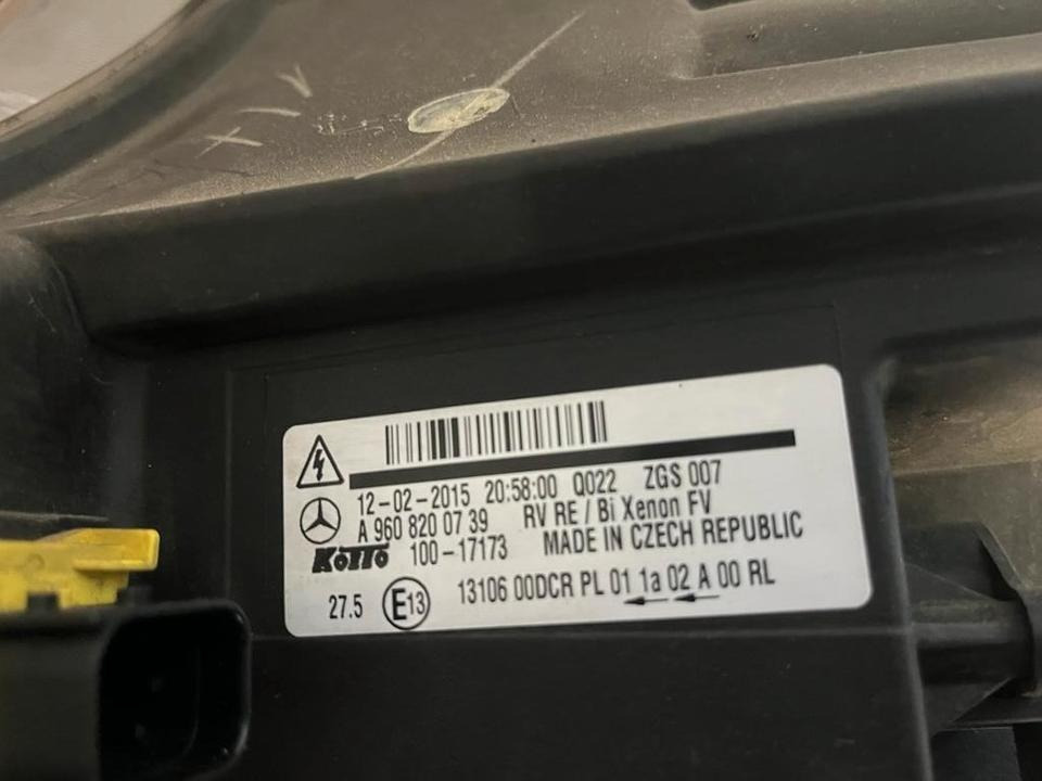 Mercedes Actros Bi Xenon Scheinwerfer Vorne Rechts A9608200739 - Fényszóró - Teherautó: 3 kép. Mercedes Actros Bi Xenon Scheinwerfer Vorne Rechts A9608200739 - Fényszóró - Teherautó: 3 kép.