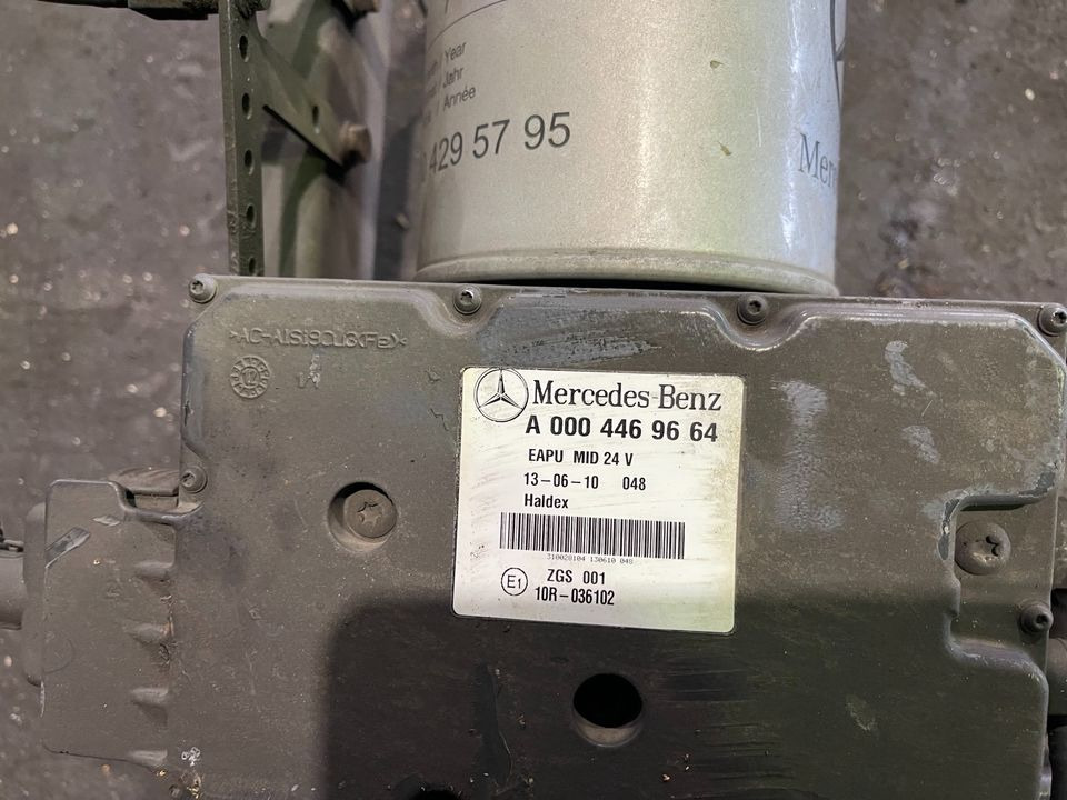Mercedes Actros Lufttrockner Druckluftanlage A 0004469664 HALDEX - Légbeszívó rendszer - Teherautó: 3 kép. Mercedes Actros Lufttrockner Druckluftanlage A 0004469664 HALDEX - Légbeszívó rendszer - Teherautó: 3 kép.