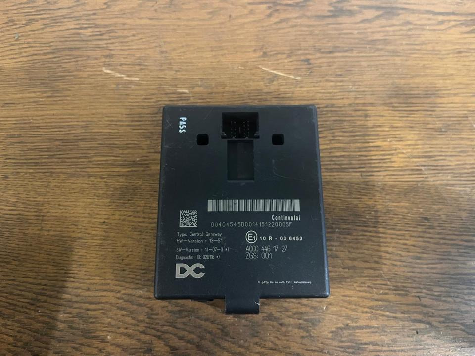 Mercedes Actros MP4 Central Gateway Steuergerät A0004461727 - ECU - Teherautó: 2 kép. Mercedes Actros MP4 Central Gateway Steuergerät A0004461727 - ECU - Teherautó: 2 kép.