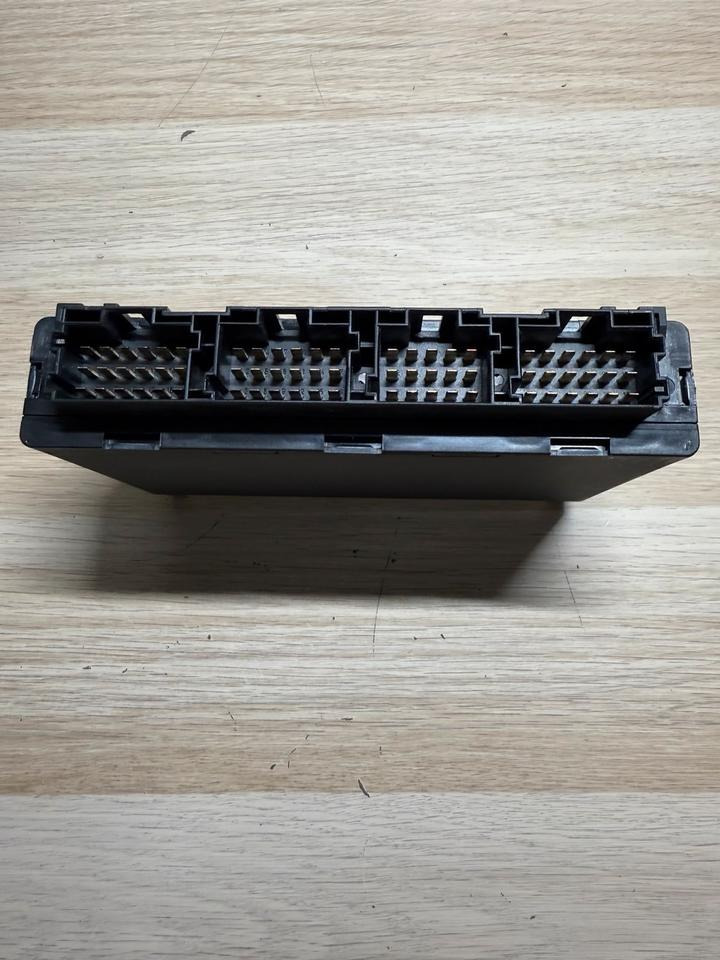 Mercedes Actros MP4 Elektronik PSM Steuergerät A0004463146 - ECU - Teherautó: 3 kép. Mercedes Actros MP4 Elektronik PSM Steuergerät A0004463146 - ECU - Teherautó: 3 kép.