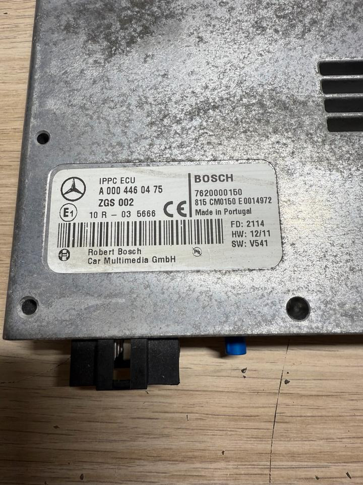 Mercedes Actros MP4 IPPC ECU Steuergerät A0004460475 - ECU - Teherautó: 3 kép. Mercedes Actros MP4 IPPC ECU Steuergerät A0004460475 - ECU - Teherautó: 3 kép.