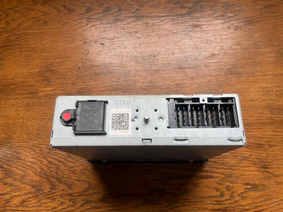 Mercedes Actros MP4 Tachograph A0024463633 - Tachográf - Teherautó: 4 kép. Mercedes Actros MP4 Tachograph A0024463633 - Tachográf - Teherautó: 4 kép.