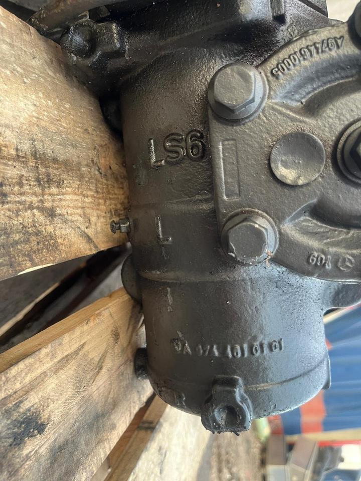 Mercedes Atego Lenkung Lenkgetriebe LS6 A9744610101 - Kormánymű - Teherautó: 4 kép. Mercedes Atego Lenkung Lenkgetriebe LS6 A9744610101 - Kormánymű - Teherautó: 4 kép.