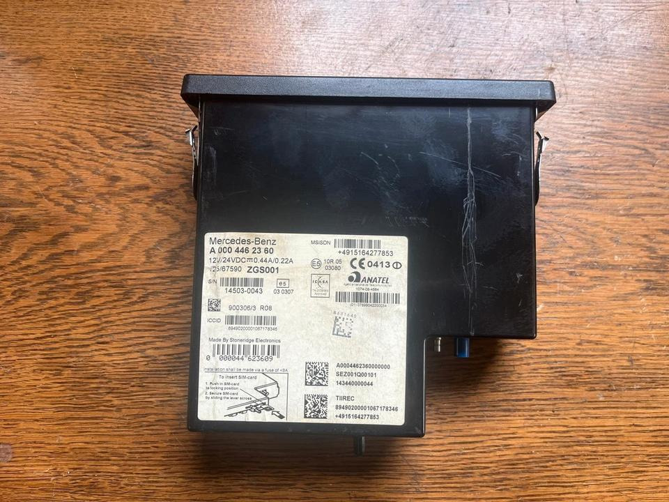 Mercedes-Benz Actros MP4 Tachograph FLEETBOARD A0004462360 - Tachográf - Teherautó: 3 kép. Mercedes-Benz Actros MP4 Tachograph FLEETBOARD A0004462360 - Tachográf - Teherautó: 3 kép.