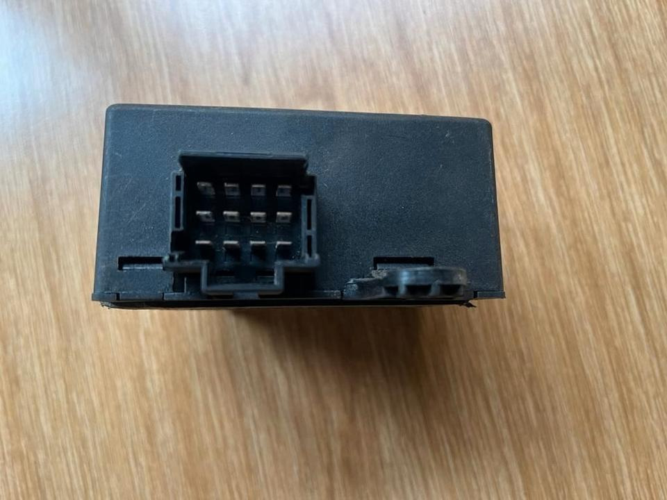Mercedes Benz Vito W638 Wegfahrsperre Modul 0335456032 - ECU - Teherautó: 3 kép. Mercedes Benz Vito W638 Wegfahrsperre Modul 0335456032 - ECU - Teherautó: 3 kép.