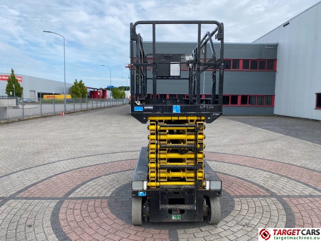 Ollós emelő Airo X16EW Electric Scissor X16 EW Work Lift 1590cm: 31 kép.