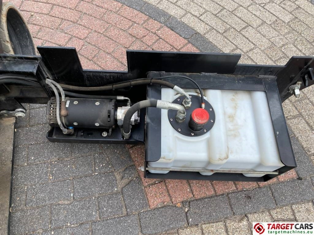 Ollós emelő Airo X16EW Electric Scissor X16 EW Work Lift 1590cm: 12 kép.