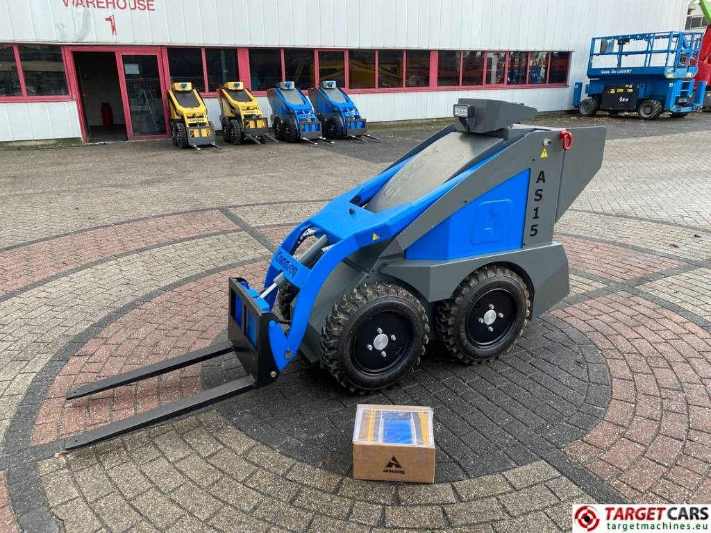 Conmeq AS15 Mini Skid Steer Electric Wheel Loader - Mini homlokrakodó: 1 kép. Conmeq AS15 Mini Skid Steer Electric Wheel Loader - Mini homlokrakodó: 1 kép.