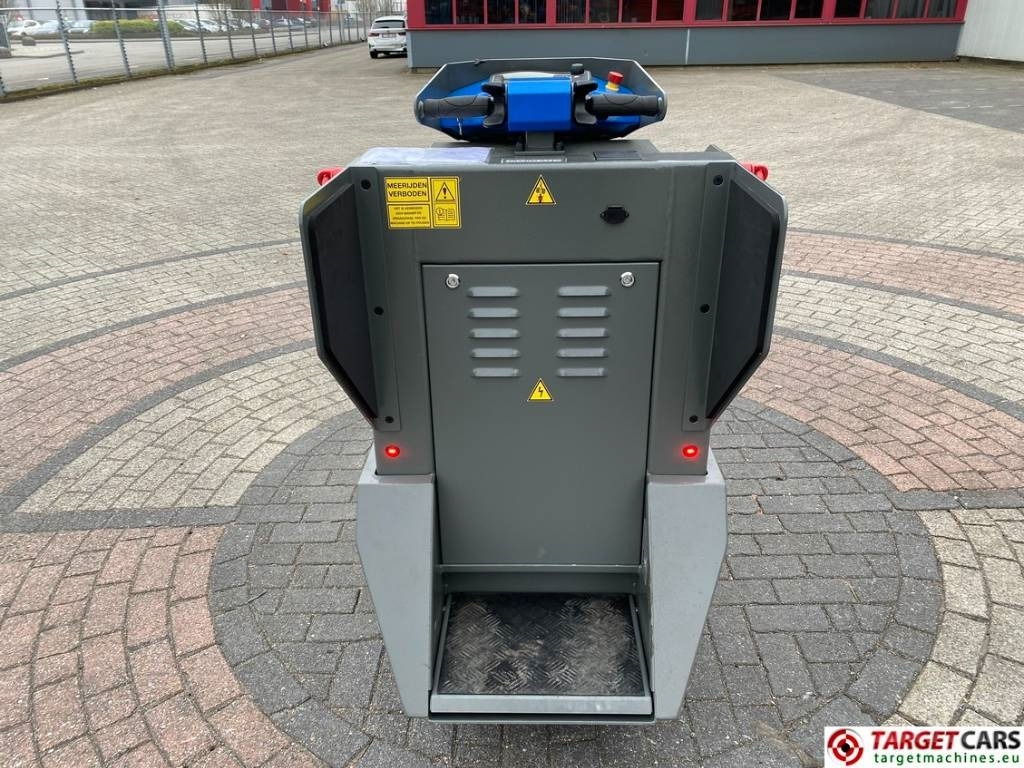 Conmeq AS15 Mini Skid Steer Loader 4x4 Electric - Mini homlokrakodó: 4 kép. Conmeq AS15 Mini Skid Steer Loader 4x4 Electric - Mini homlokrakodó: 4 kép.