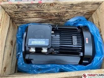 EE AG Hinwill EEN3 225M4/B14S 37KW 400~80V Electri - Motor - Építőipari gépek: 1 kép. EE AG Hinwill EEN3 225M4/B14S 37KW 400~80V Electri - Motor - Építőipari gépek: 1 kép.