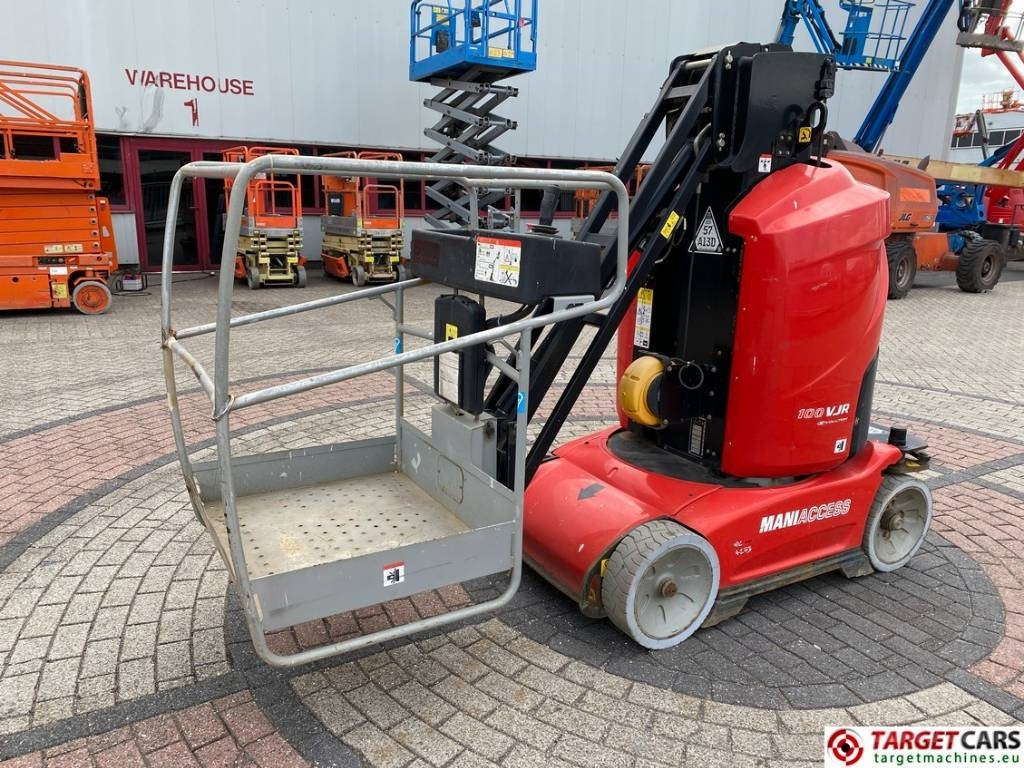 Manitou 100VJR Evolution Vertical Mast Work Lift 990cm - Egyéb gépek: 1 kép. Manitou 100VJR Evolution Vertical Mast Work Lift 990cm - Egyéb gépek: 1 kép.