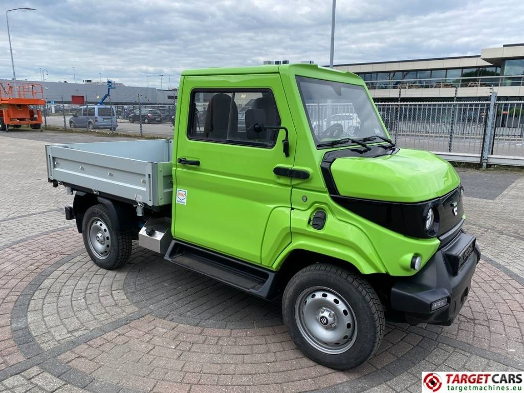 Evum ACar Electric UTV 3-Way-Tipper Utility Vehicle - Billenőplatós teherautó, Elektromos kishaszonjármű: 3 kép. Evum ACar Electric UTV 3-Way-Tipper Utility Vehicle - Billenőplatós teherautó, Elektromos kishaszonjármű: 3 kép.