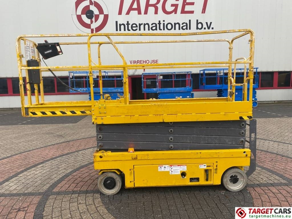 GMG 2632-ED Electric Scissor Work Lift 983cm - Ollós emelő: 5 kép. GMG 2632-ED Electric Scissor Work Lift 983cm - Ollós emelő: 5 kép.