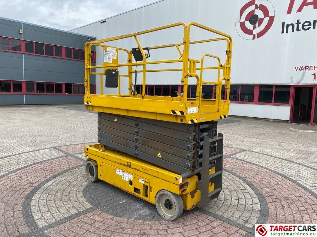 GMG 4046-ED Electric 4046ED Scissor Work Lift 1404cm - Ollós emelő: 4 kép. GMG 4046-ED Electric 4046ED Scissor Work Lift 1404cm - Ollós emelő: 4 kép.