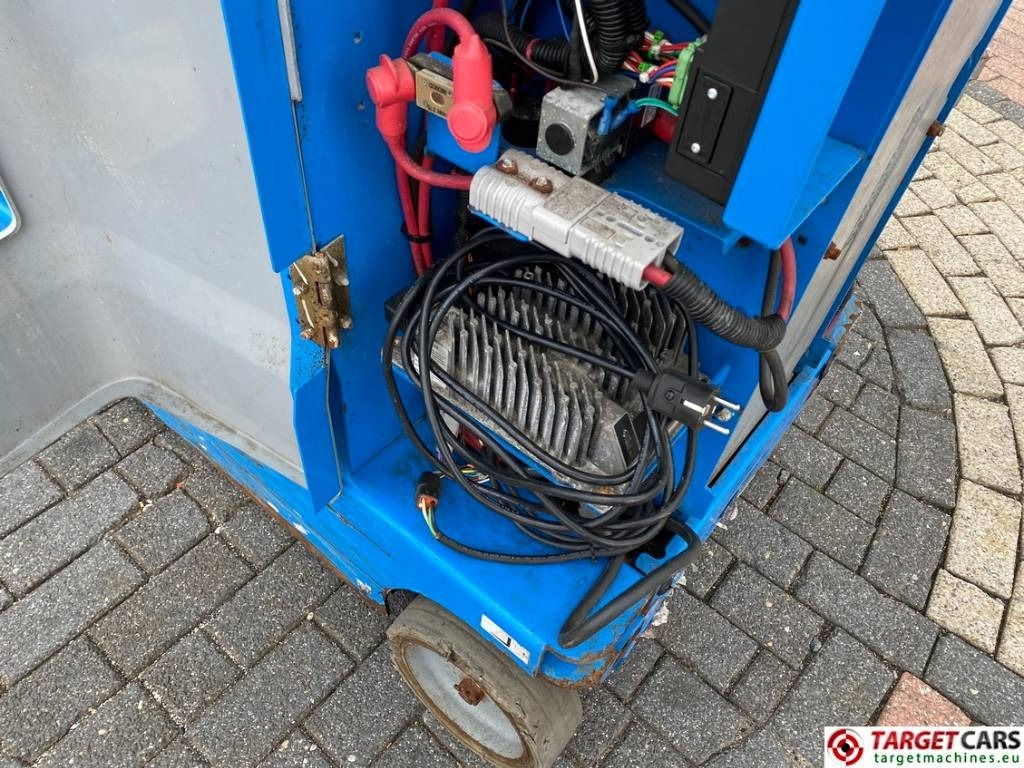 Oszlopos személyemelő Genie GR-20 RunAbout Electric Vertical Mast Lift 802cm: 18 kép.