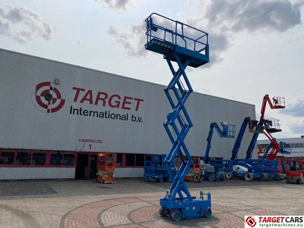Ollós emelő Genie GS-1932 Electric Scissor Work Lift 779cm: 6 kép.