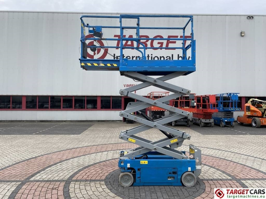 Genie GS-1932 Electric Scissor Work Lift 779cm - Ollós emelő: 5 kép. Genie GS-1932 Electric Scissor Work Lift 779cm - Ollós emelő: 5 kép.