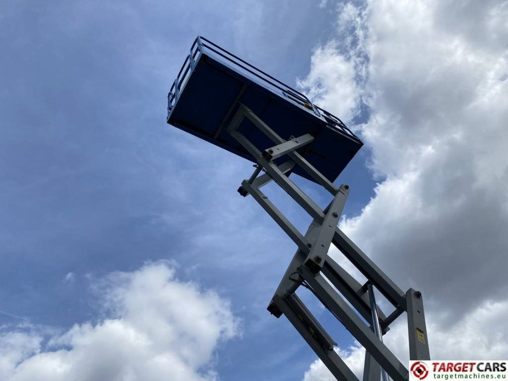 Ollós emelő Genie GS-2646 Electric GS2646 Scissor Work Lift 992cm: 20 kép.