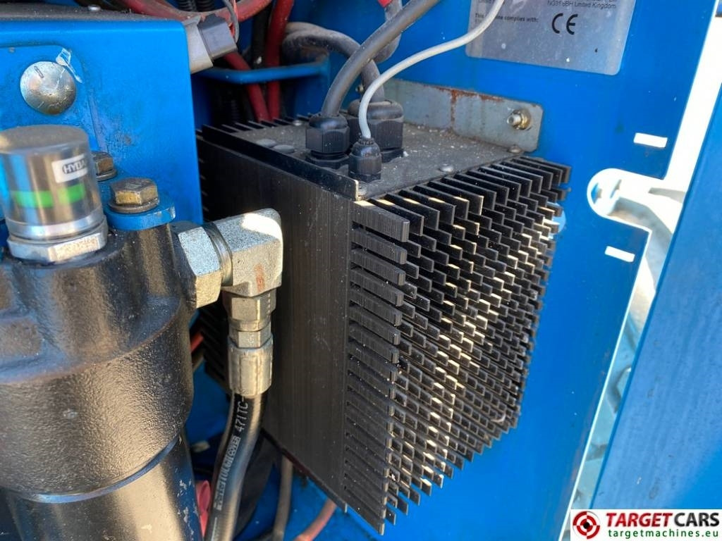 Ollós emelő Genie GS-4069 DC Electric GS4069 Scissor WorkLift 1412cm: 13 kép. Ollós emelő Genie GS-4069 DC Electric GS4069 Scissor WorkLift 1412cm: 13 kép.