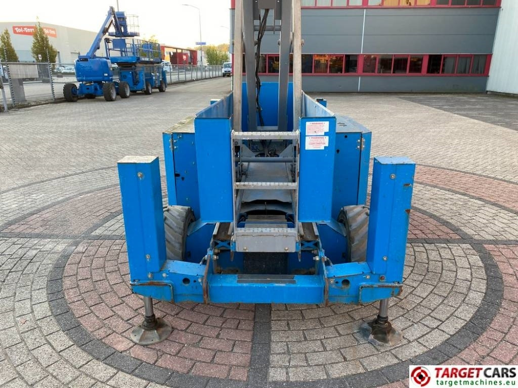 Ollós emelő Genie GS-4069 DC Electric GS4069 Scissor WorkLift 1412cm: 19 kép. Ollós emelő Genie GS-4069 DC Electric GS4069 Scissor WorkLift 1412cm: 19 kép.