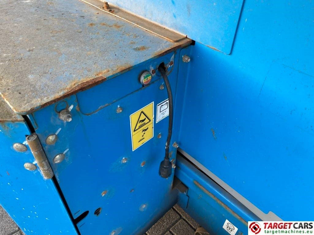 Ollós emelő Genie GS-4069 DC Electric GS4069 Scissor WorkLift 1412cm: 25 kép. Ollós emelő Genie GS-4069 DC Electric GS4069 Scissor WorkLift 1412cm: 25 kép.