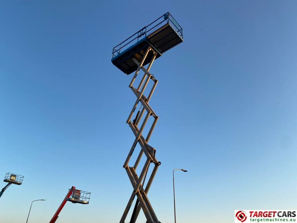 Ollós emelő Genie GS-4069 DC Electric GS4069 Scissor WorkLift 1412cm: 20 kép. Ollós emelő Genie GS-4069 DC Electric GS4069 Scissor WorkLift 1412cm: 20 kép.