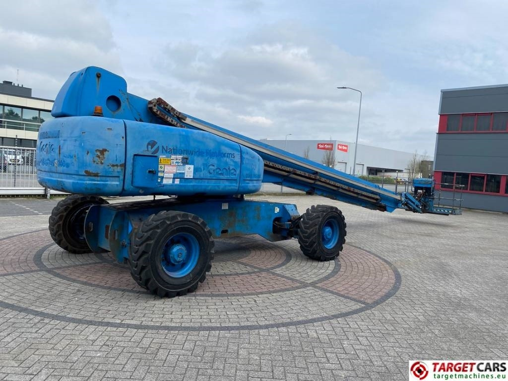 Genie S-125 Telescopic 4x4x4 Diesel Boom WorkLift 4010cm - Teleszkópos emelő: 3 kép. Genie S-125 Telescopic 4x4x4 Diesel Boom WorkLift 4010cm - Teleszkópos emelő: 3 kép.