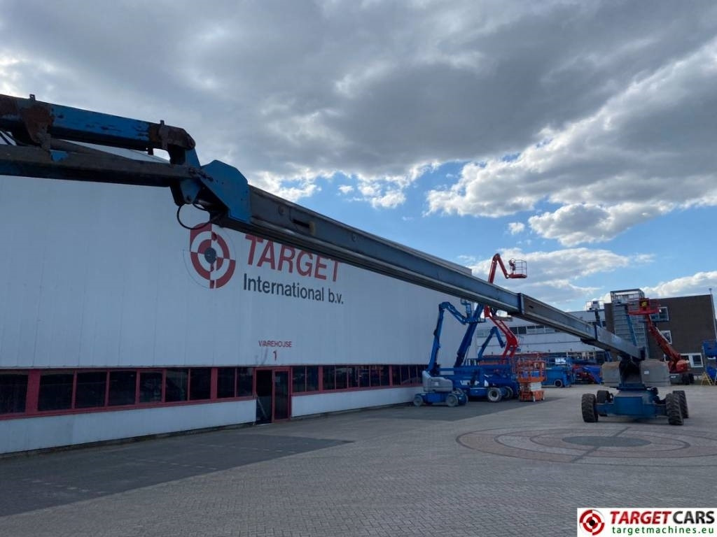 Teleszkópos emelő Genie S-85 Telescopic 4x4 Diesel Boom Work Lift 2790cm: 39 kép.