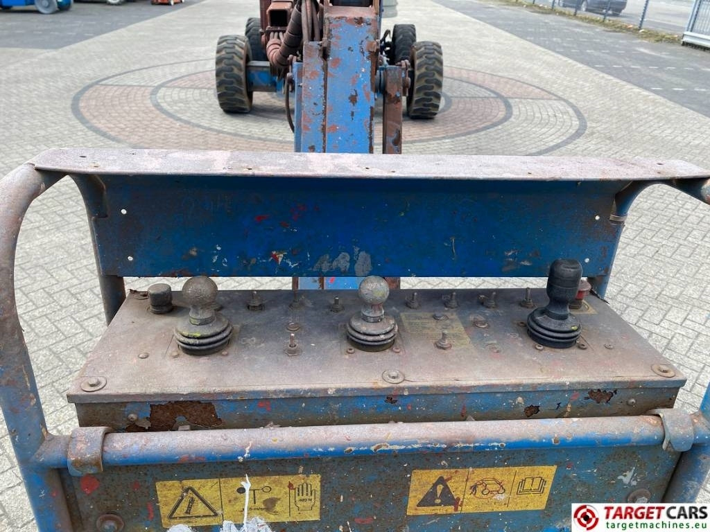 Teleszkópos emelő Genie S-85 Telescopic 4x4 Diesel Boom Work Lift 2790cm: 9 kép.