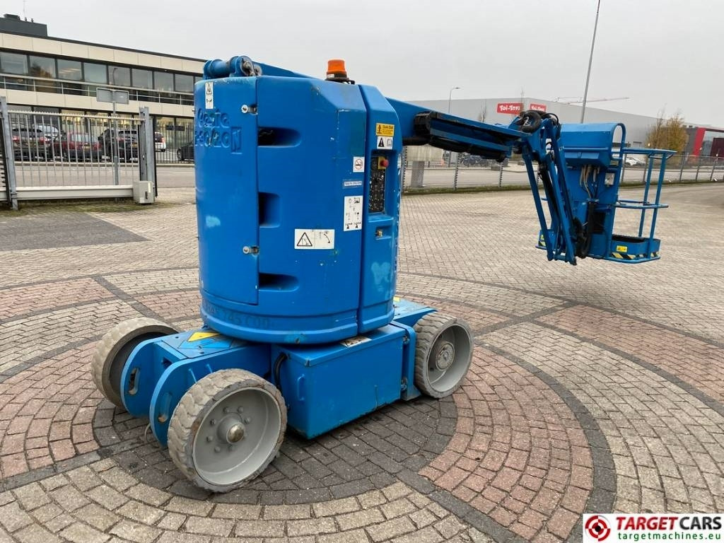 Genie Z-30/20N RJ Articulated Electric Boom Lift 1110cm - Személyemelő: 3 kép. Genie Z-30/20N RJ Articulated Electric Boom Lift 1110cm - Személyemelő: 3 kép.