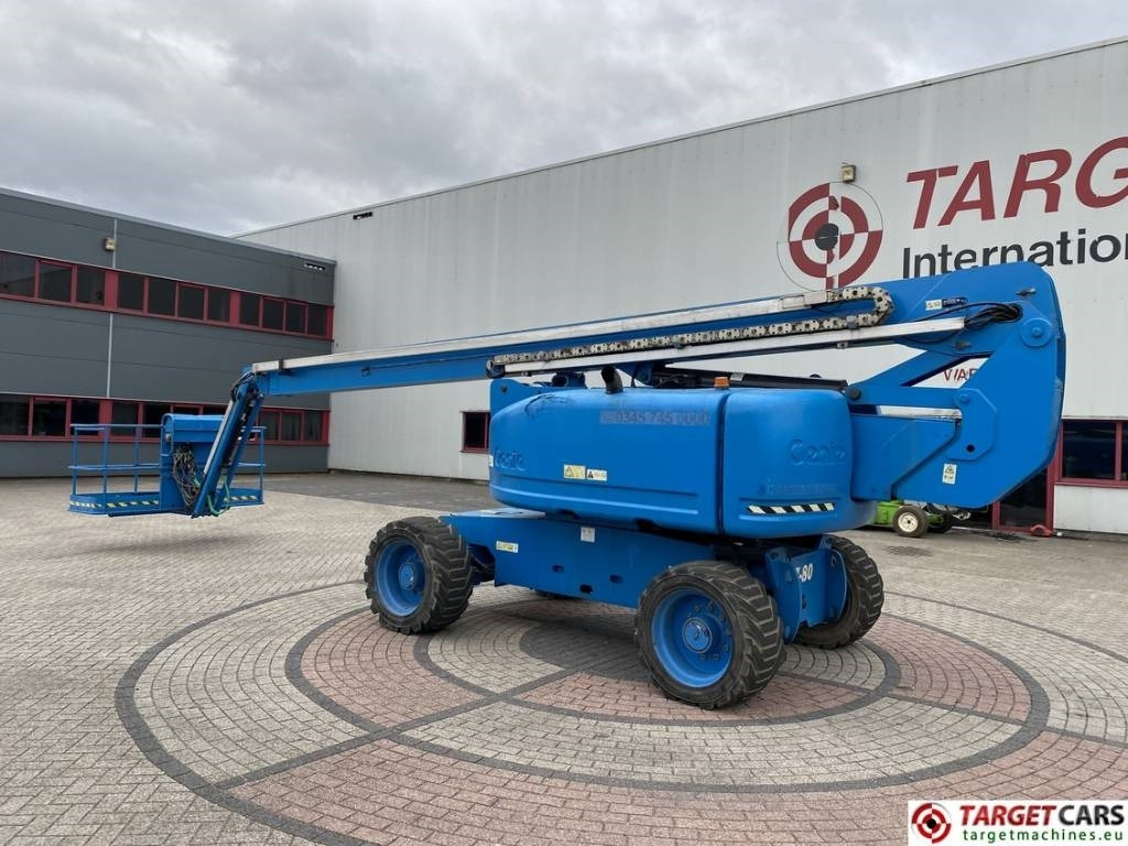Genie Z-80/60 Articulated 4x4x4 Diesel Boom Lift 2577cm - Személyemelő: 4 kép. Genie Z-80/60 Articulated 4x4x4 Diesel Boom Lift 2577cm - Személyemelő: 4 kép.