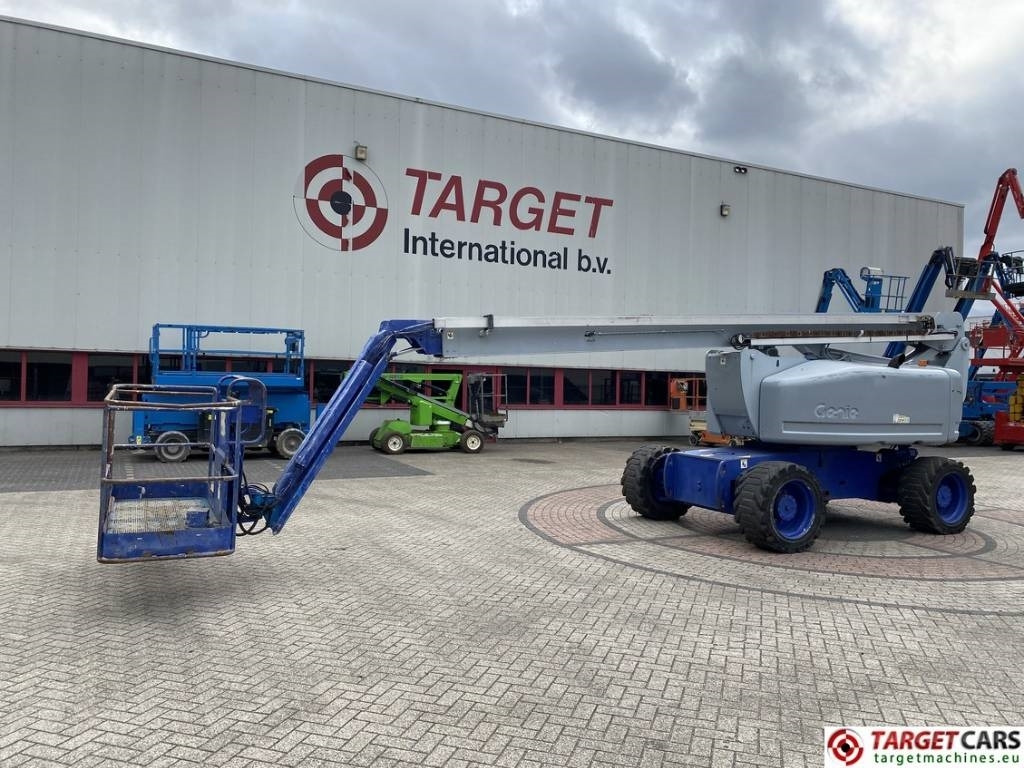 Genie Z-80/60 Articulated 4x4x4 Diesel Boom Lift 2577cm - Személyemelő: 1 kép. Genie Z-80/60 Articulated 4x4x4 Diesel Boom Lift 2577cm - Személyemelő: 1 kép.