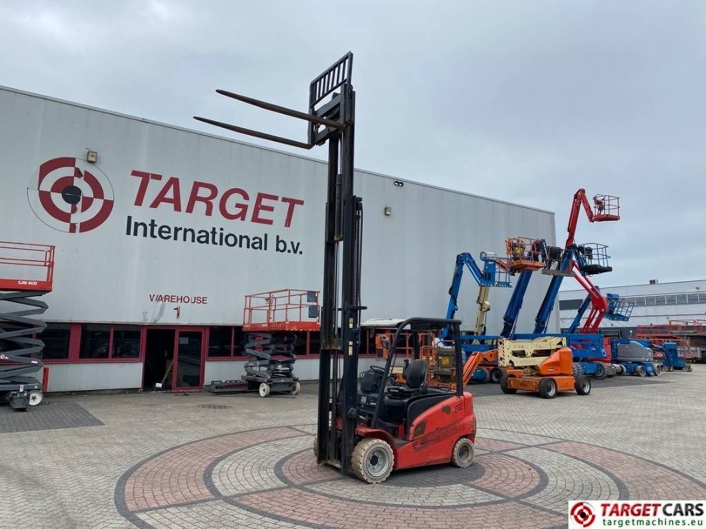 Hangcha CPD35 Electric A35 Forklift Electric 3.5T 480cm - Elektromos targonca: 5 kép. Hangcha CPD35 Electric A35 Forklift Electric 3.5T 480cm - Elektromos targonca: 5 kép.