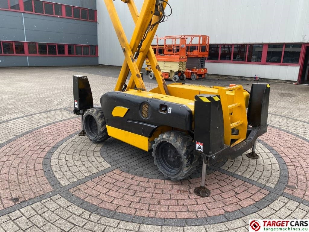 Ollós emelő Haulotte Compact 12DX Diesel 4x4 Scissor Work Lift 1206cm: 28 kép.