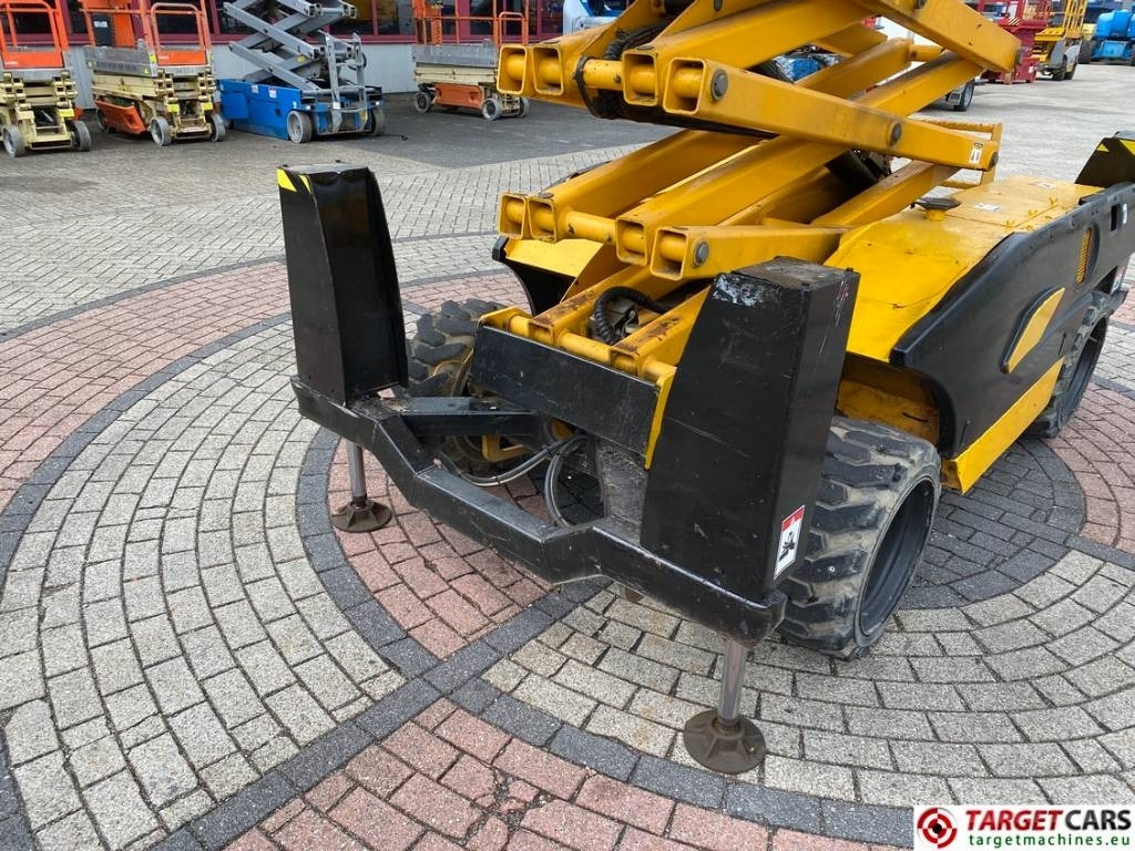 Ollós emelő Haulotte Compact 12DX Diesel 4x4 Scissor Work Lift 1206cm: 17 kép.