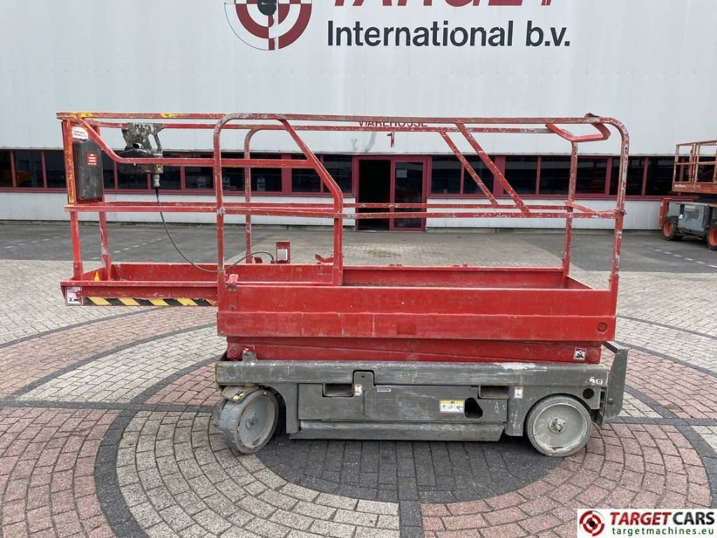 Haulotte Compact 8 Electric Scissor Work Lift 818cm DEFECT - Ollós emelő: 5 kép. Haulotte Compact 8 Electric Scissor Work Lift 818cm DEFECT - Ollós emelő: 5 kép.