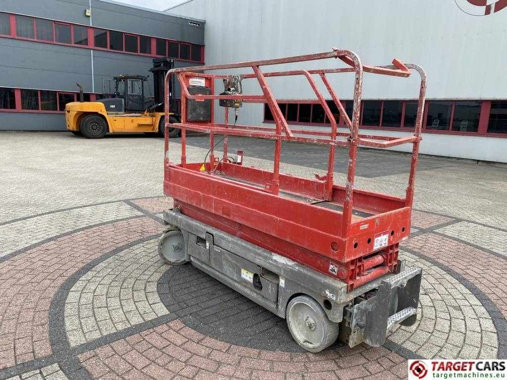 Haulotte Compact 8 Electric Scissor Work Lift 818cm DEFECT - Ollós emelő: 4 kép. Haulotte Compact 8 Electric Scissor Work Lift 818cm DEFECT - Ollós emelő: 4 kép.